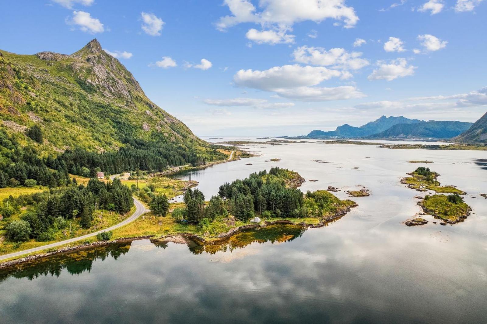 Flo Lofoten Nature Escape Luksustelt